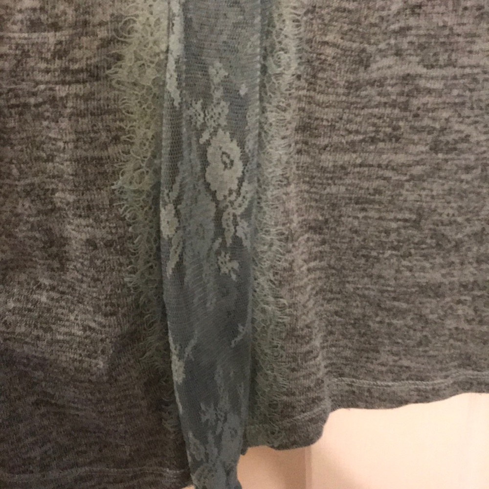 Top - Picture 5 of 5